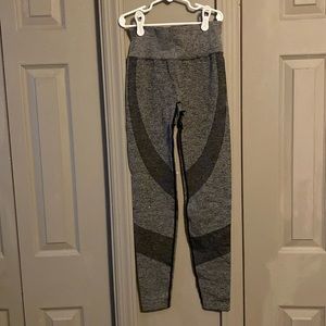 PINK workout leggings